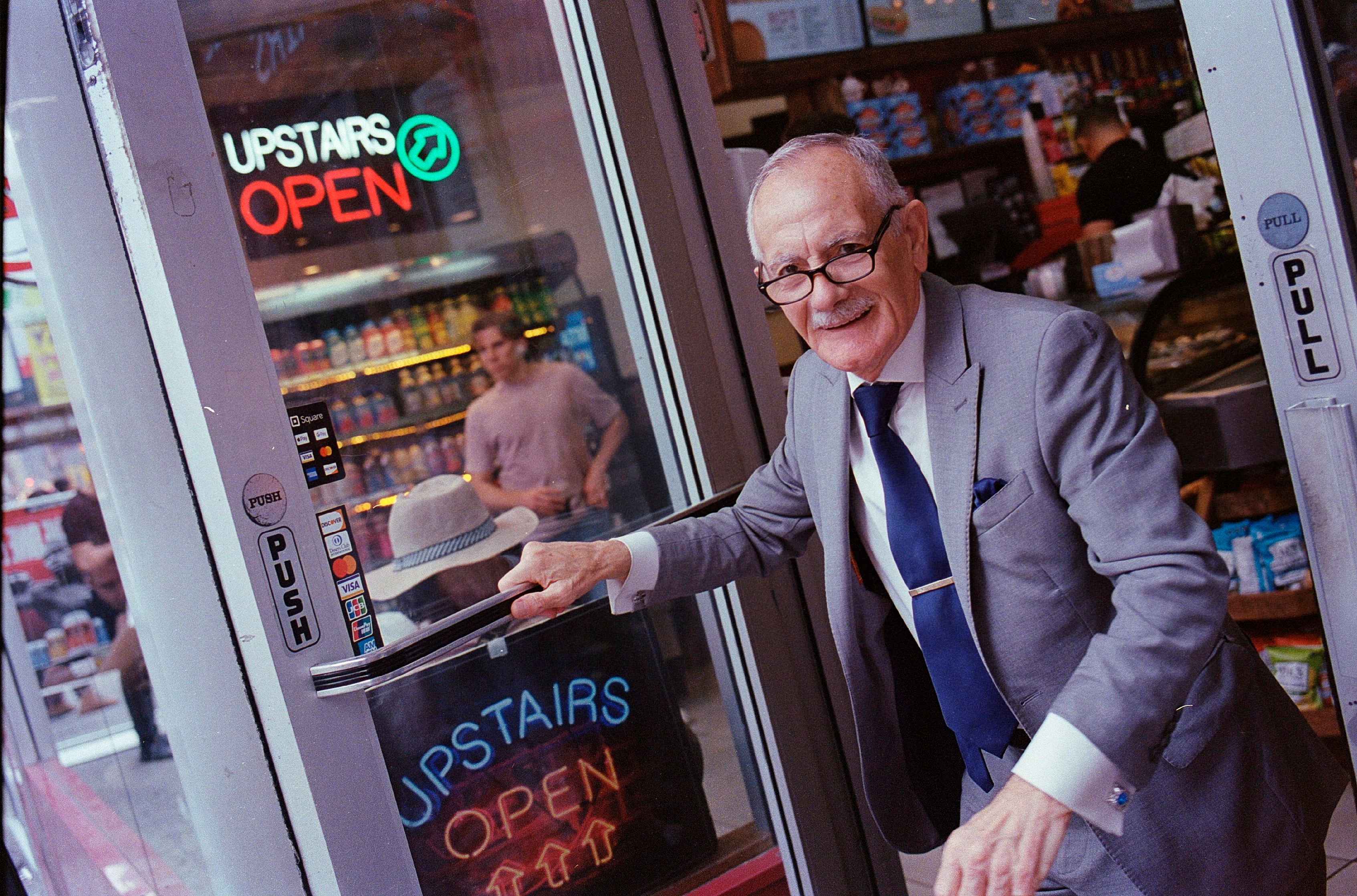 Franco Maselli at the studio entrance